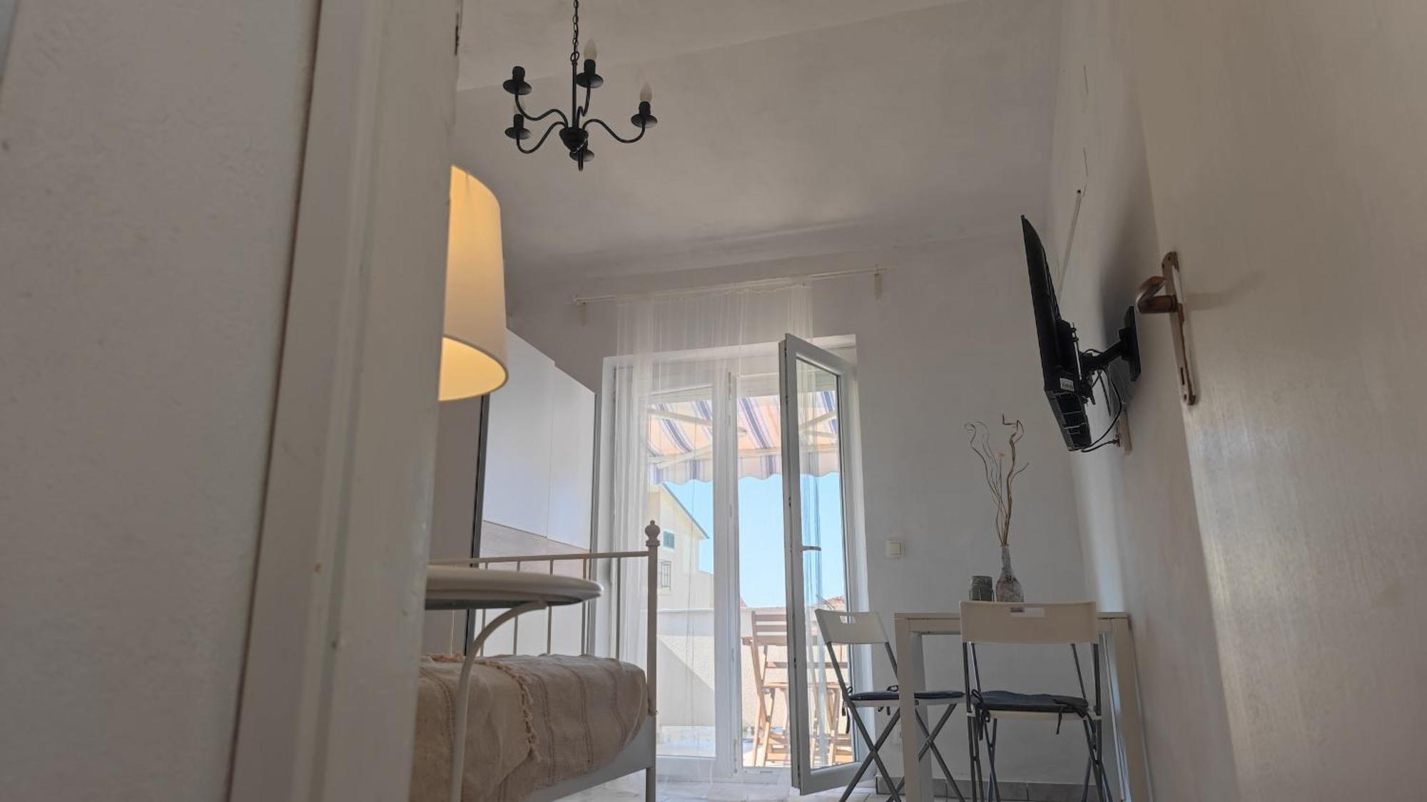 Vila Sentio Mare-Apartments Livaic Zeljko Pirovac Exterior photo